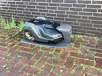 Husqvarna automower 550 robotmaaier - afbeelding 1 van  5