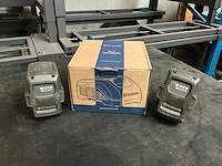 Husqvarna bl1200x accu en lader (3x) - afbeelding 1 van  4