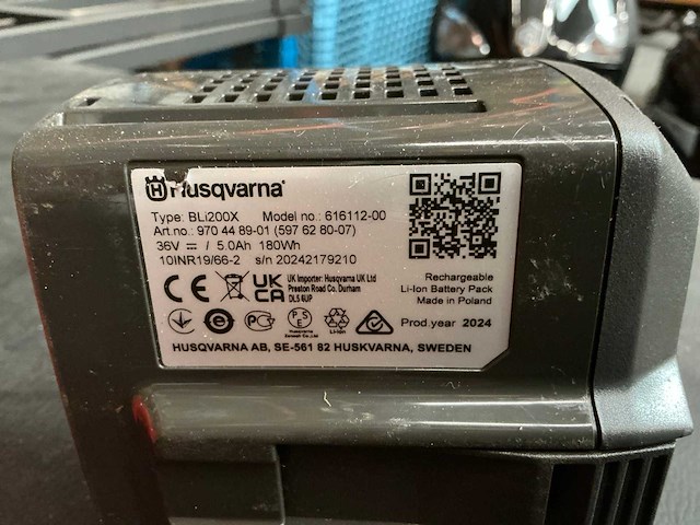 Husqvarna bl1200x accu en lader (3x) - afbeelding 4 van  4