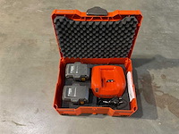 Husqvarna bli200 + b1-h accu's en lader - afbeelding 1 van  4