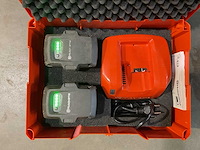 Husqvarna bli200 + b1-h accu's en lader - afbeelding 2 van  4