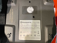 Husqvarna bli200 + b1-h accu's en lader - afbeelding 3 van  4