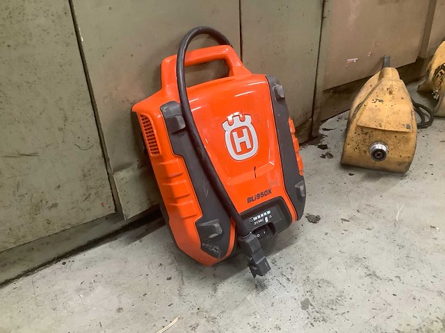 Husqvarna bli950x accu - afbeelding 3 van  4