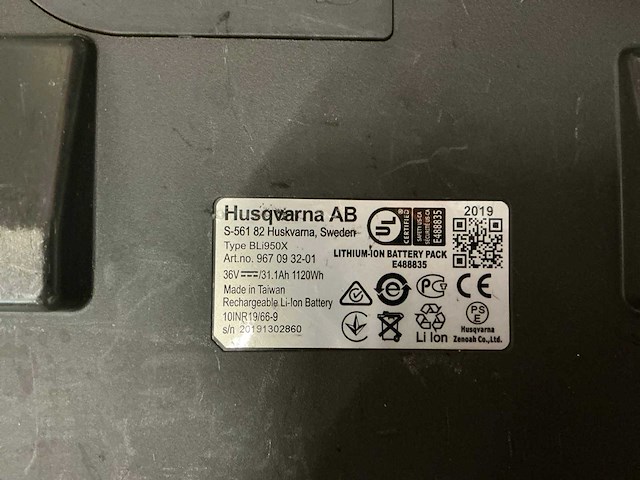 Husqvarna bli950x li-ion rugzakaccu - afbeelding 5 van  5