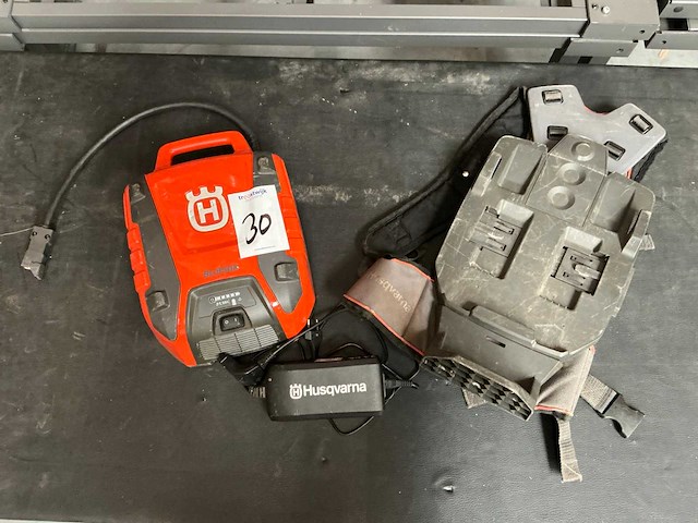 Husqvarna bli950x li-ion rugzakaccu - afbeelding 1 van  5