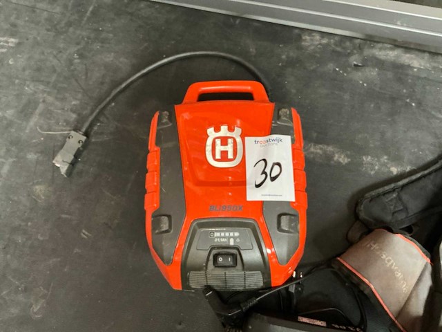 Husqvarna bli950x li-ion rugzakaccu - afbeelding 4 van  5