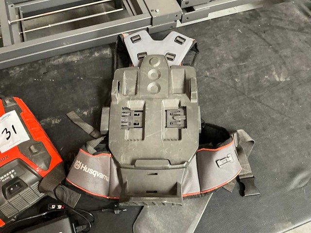 Husqvarna bli950x li-ion rugzakaccu - afbeelding 2 van  5