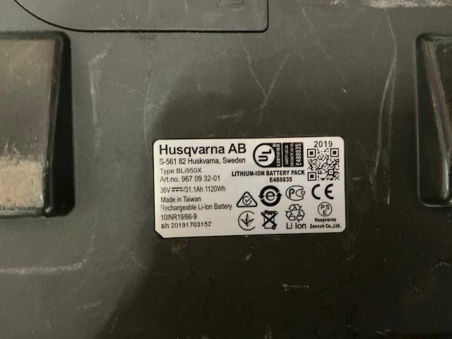 Husqvarna bli950x li-ion rugzakaccu - afbeelding 5 van  5