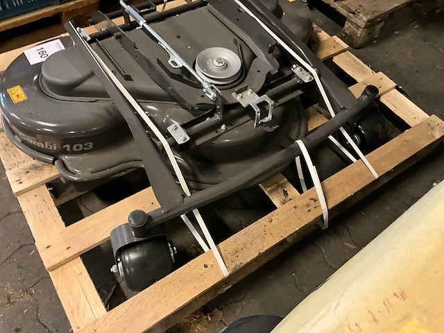Husqvarna combi 103 maaidek - afbeelding 3 van  5