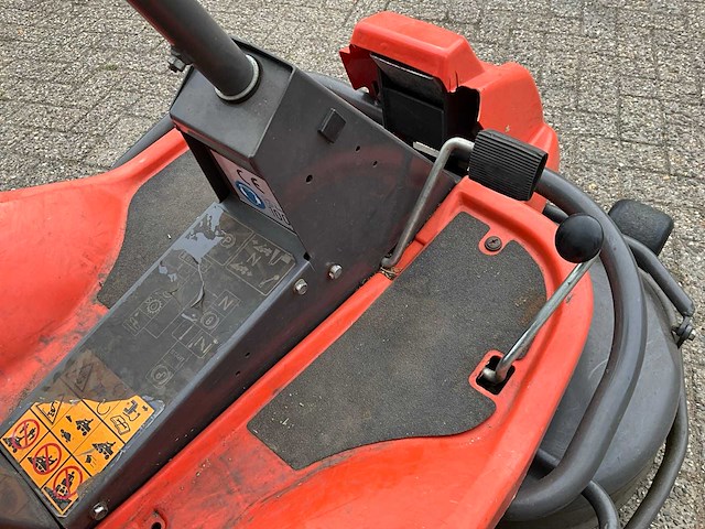 Husqvarna cth171 zitmaaier - afbeelding 2 van  15