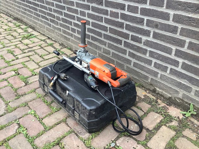 Husqvarna dm 220 diamant betonboormachine - afbeelding 1 van  5