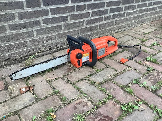 Husqvarna electric 321 kettingzaag - afbeelding 3 van  5