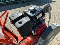 Husqvarna fs400lv betonzaag / vloerenzaag - afbeelding 9 van  10