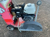 Husqvarna fs400lv betonzaag - afbeelding 7 van  10