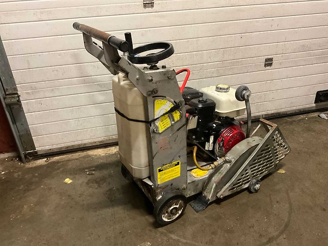 Husqvarna fs400lv betonzaag - afbeelding 3 van  7