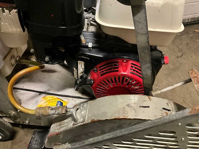 Husqvarna fs400lv betonzaag - afbeelding 5 van  7