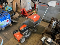 Husqvarna grasmaaier - afbeelding 1 van  5