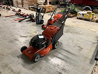 Husqvarna grasmaaier - afbeelding 1 van  7