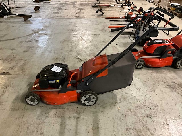 Husqvarna grasmaaier - afbeelding 2 van  7