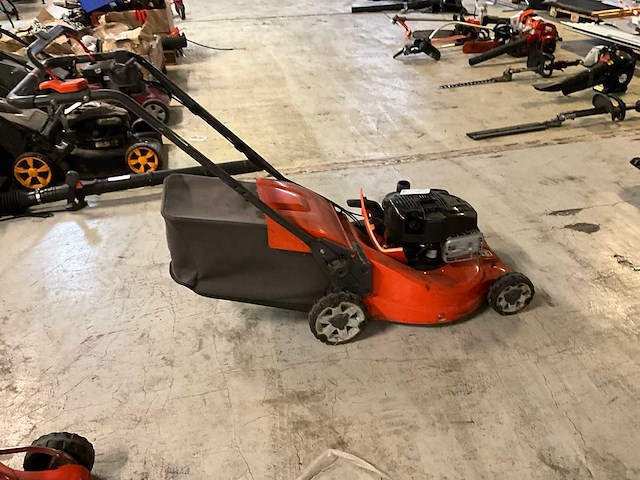 Husqvarna grasmaaier - afbeelding 4 van  7