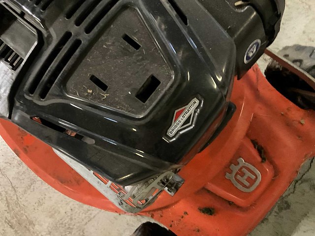 Husqvarna grasmaaier - afbeelding 6 van  7