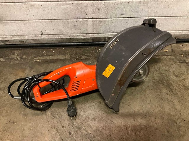 Husqvarna haakse slijpmachine - afbeelding 1 van  2
