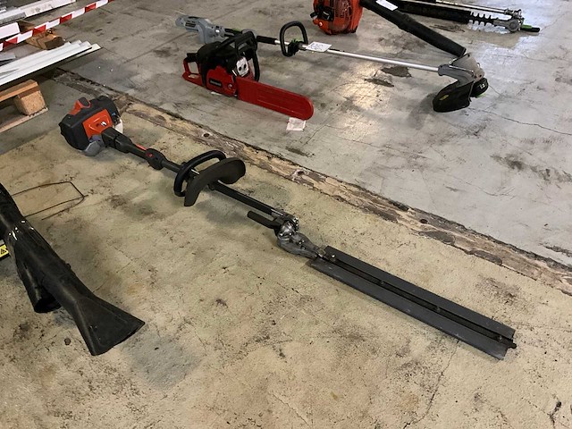 Husqvarna heggenschaar - afbeelding 1 van  5