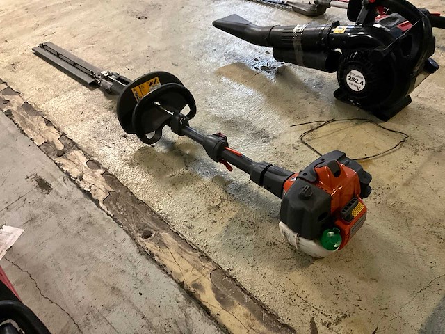 Husqvarna heggenschaar - afbeelding 3 van  5