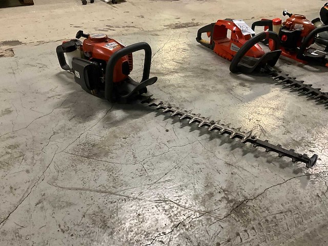 Husqvarna heggenschaar - afbeelding 1 van  5