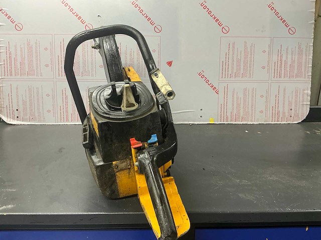 Husqvarna k700 betonzaag - afbeelding 4 van  4
