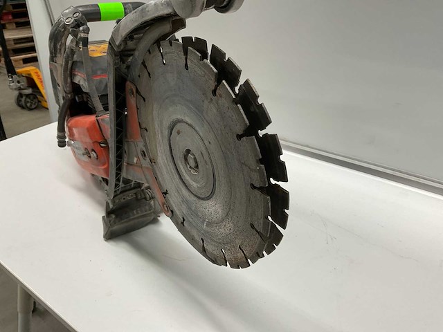 Husqvarna k760 bandenzaag - afbeelding 9 van  10