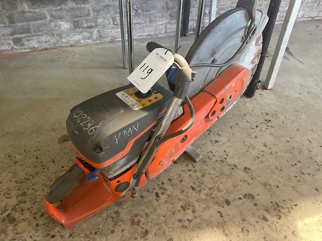 Husqvarna k970 motorbandenzaag - afbeelding 2 van  4