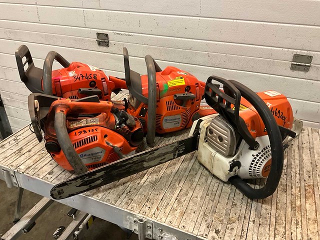 Husqvarna kettingzaag (4x) - afbeelding 1 van  6