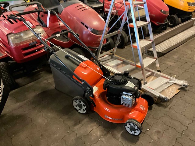 Husqvarna lc 140 grasmaaier - afbeelding 4 van  11