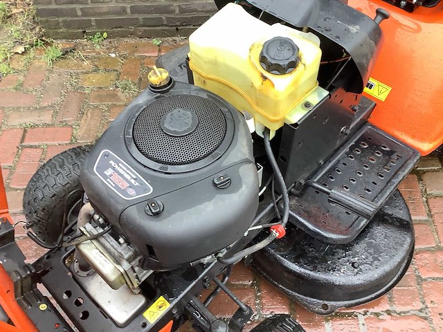 Husqvarna lt131 zitmaaier - afbeelding 5 van  6