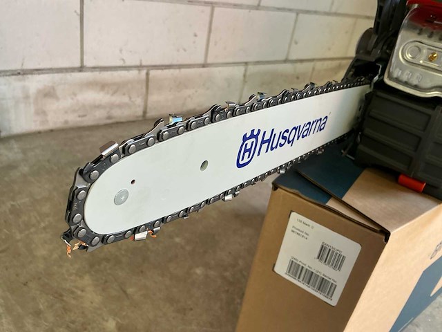 Husqvarna mark ii 135 kettingzaag - afbeelding 4 van  8