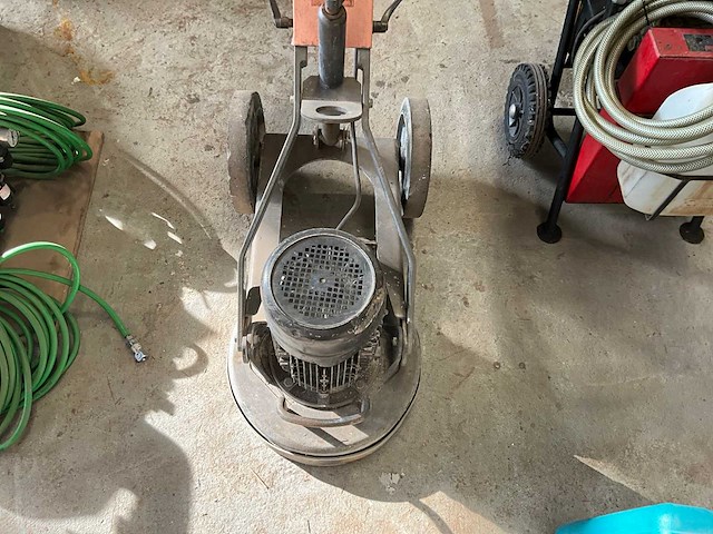 Husqvarna pg400 beton-/vloerschuurmachine - afbeelding 3 van  7