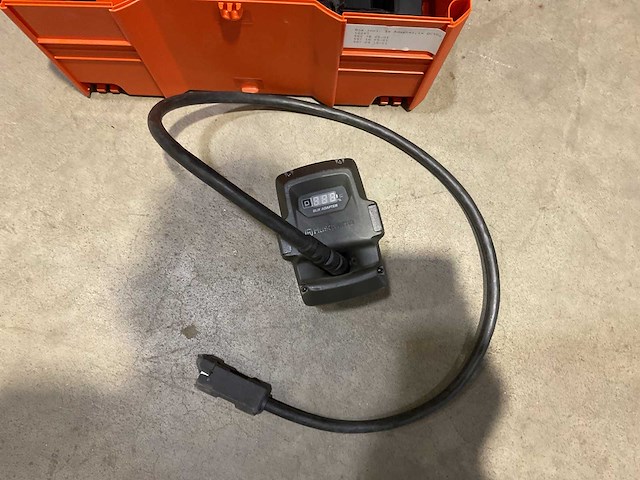 Husqvarna qc 500 bbb2b-00-2 + blix adapter lader met adapter - afbeelding 2 van  5