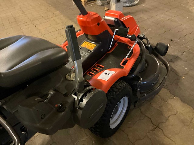 Husqvarna r 16 zitmaaier - afbeelding 20 van  21