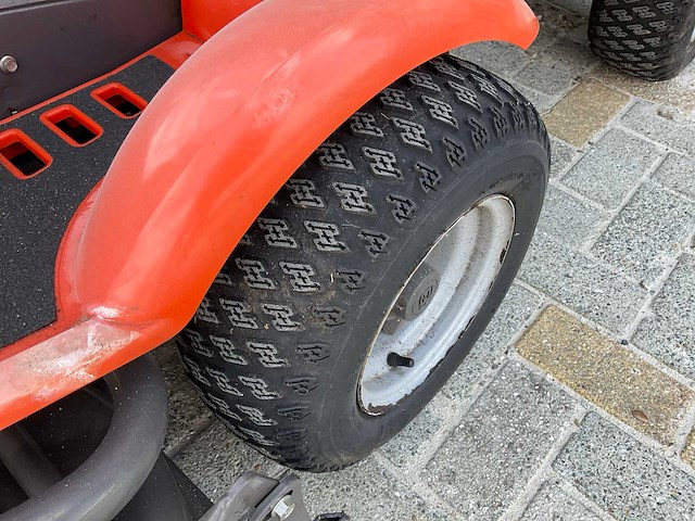 Husqvarna r 16 zitmaaier - afbeelding 3 van  13