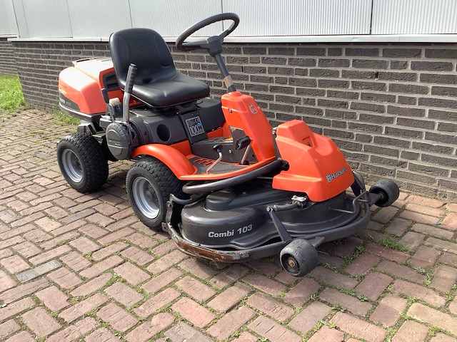 Husqvarna r155 zitmaaier - afbeelding 1 van  4
