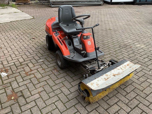 Husqvarna r316txs awd zitmaaier / veegmachine - afbeelding 5 van  23