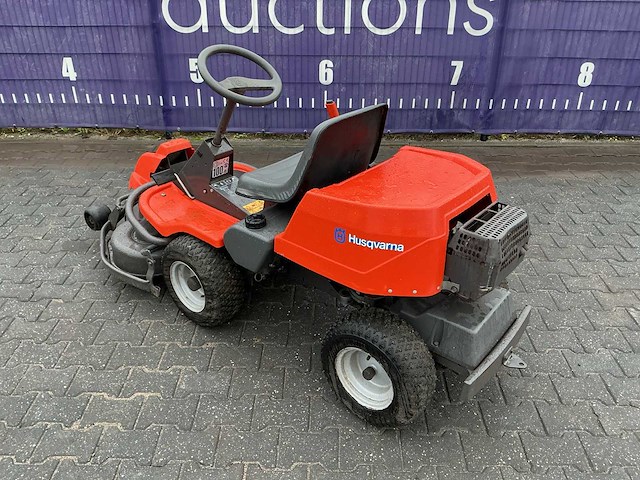 Husqvarna rider 11 zitmaaier - afbeelding 3 van  7