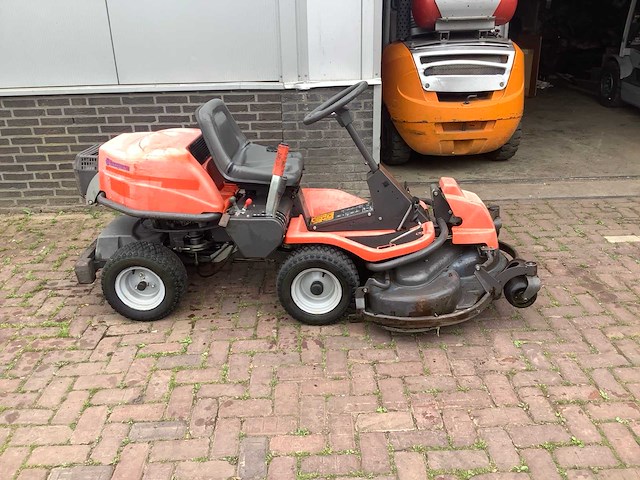 Husqvarna rider 15-v2 zitmaaier - afbeelding 2 van  9