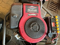 Husqvarna rider 16 zitmaaier - afbeelding 7 van  9