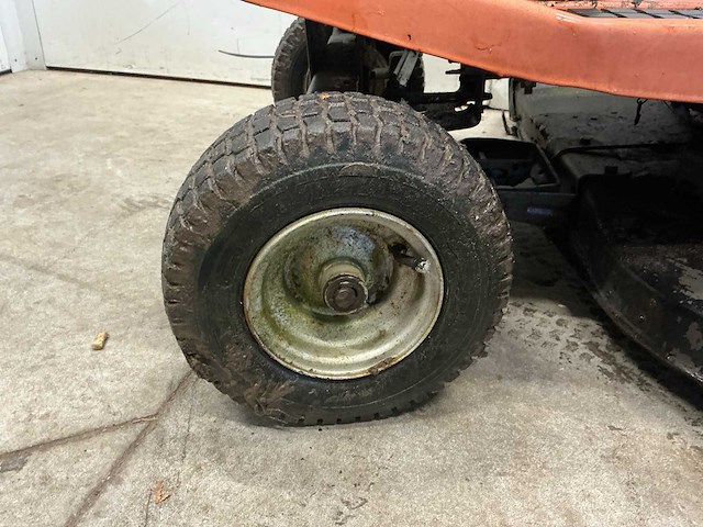 Husqvarna rider 820-8 grasmaaier - afbeelding 5 van  15