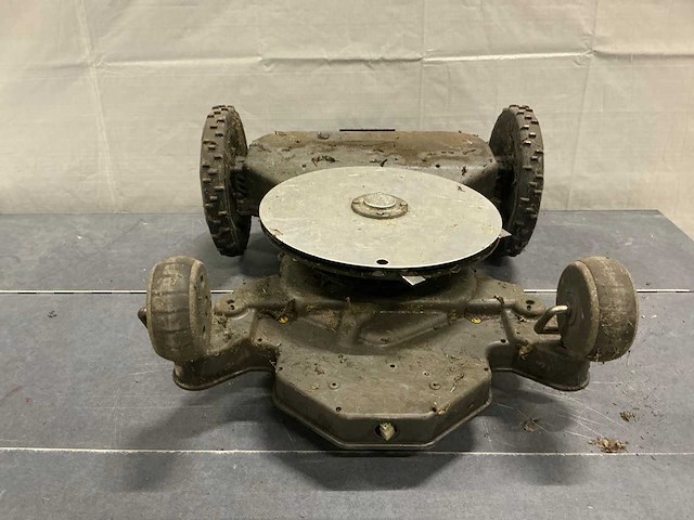 Husqvarna robotmaaier - afbeelding 6 van  6