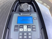 Husqvarna robotmaaier - afbeelding 6 van  8