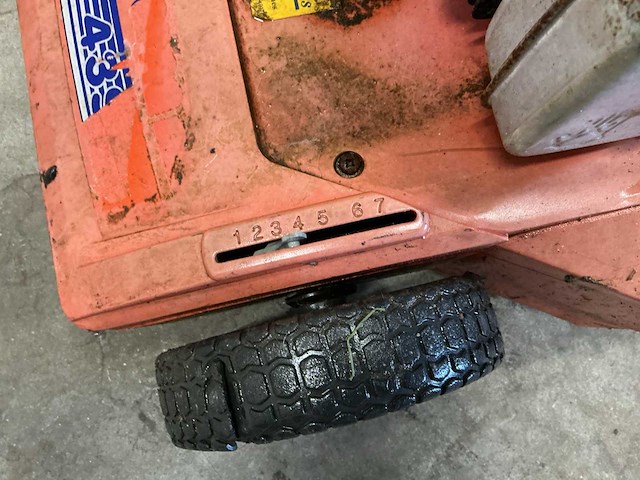 Husqvarna royal 43 grasmaaier - afbeelding 2 van  10