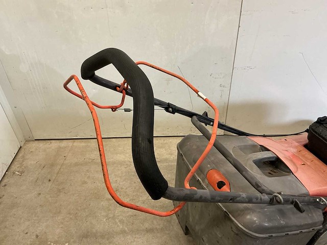 Husqvarna royal 43 grasmaaier - afbeelding 8 van  10